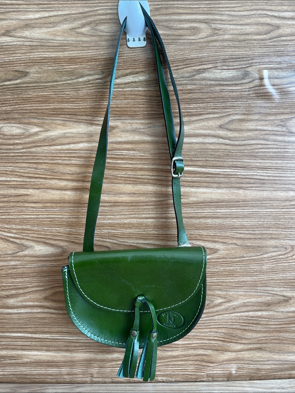 Karambinakis Leather Centre Made In Greece Green Leather  Bag New with a defect